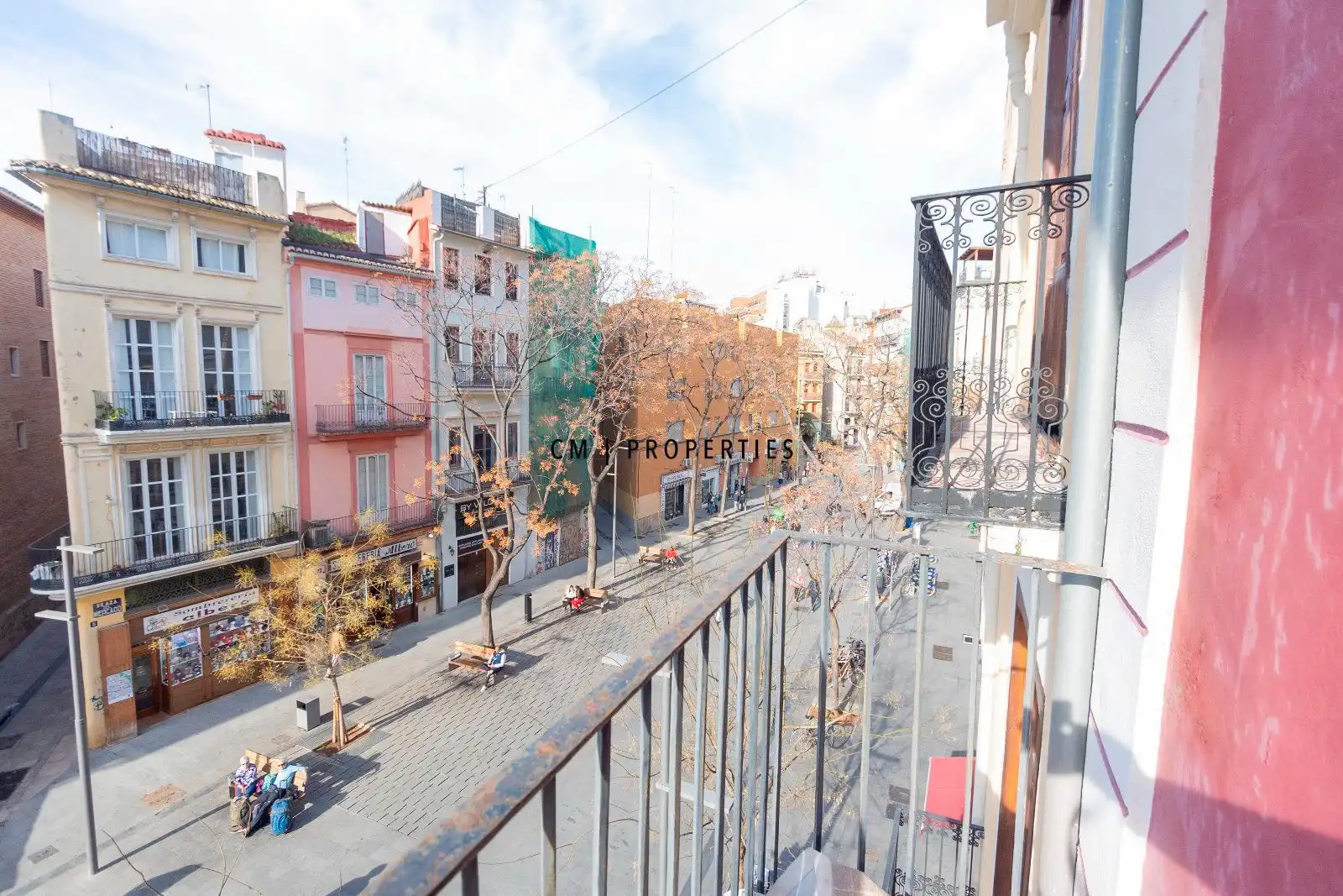 Außenansicht von Gebäude zum Verkauf in Valencia