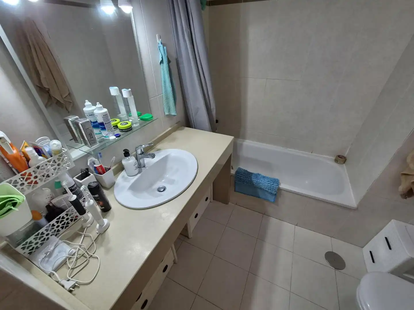 Bathroom of Flat for sale in Castellón de la Plana / Castelló de la Plana  with Air Conditioner, Heating and Parquet flooring