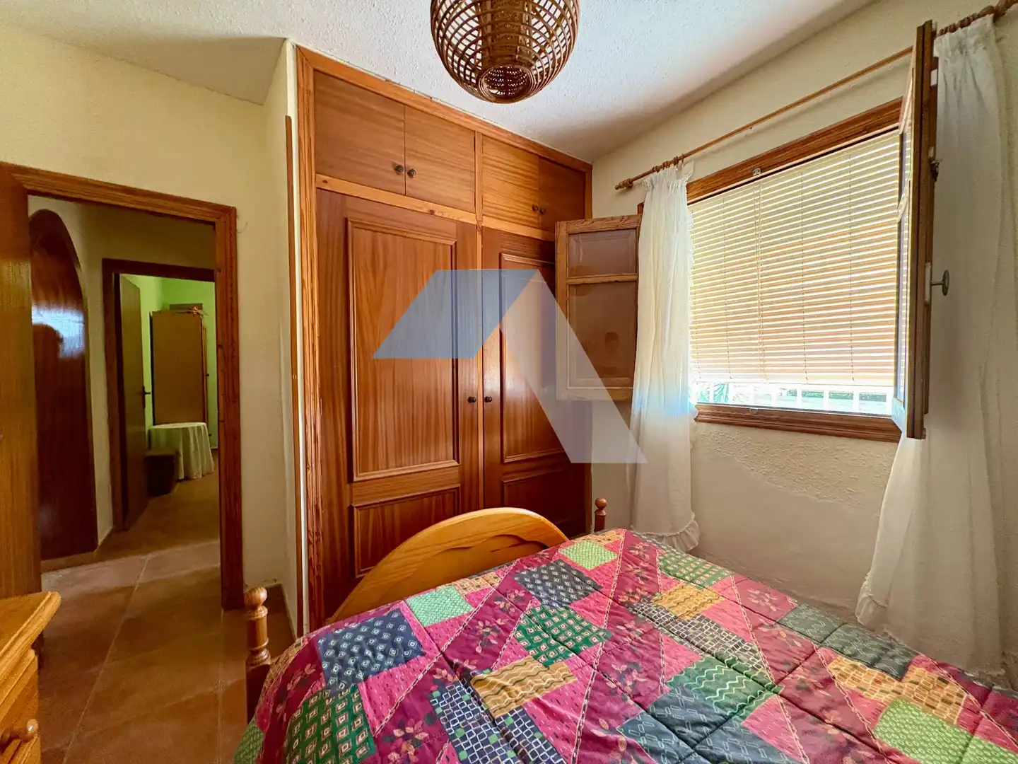 Dormitori de Casa o xalet en venda en Mutxamel amb Jardí privat