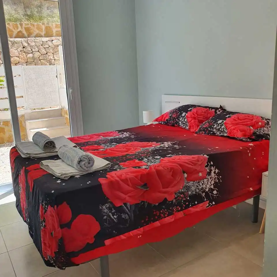 Habitación de Casa adosada en venta en Rojales con Microondas