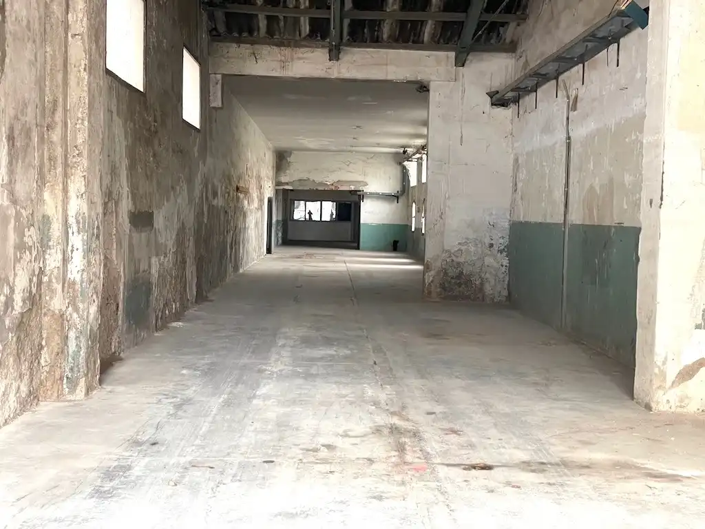 Nau industrial de lloguer en Gelida