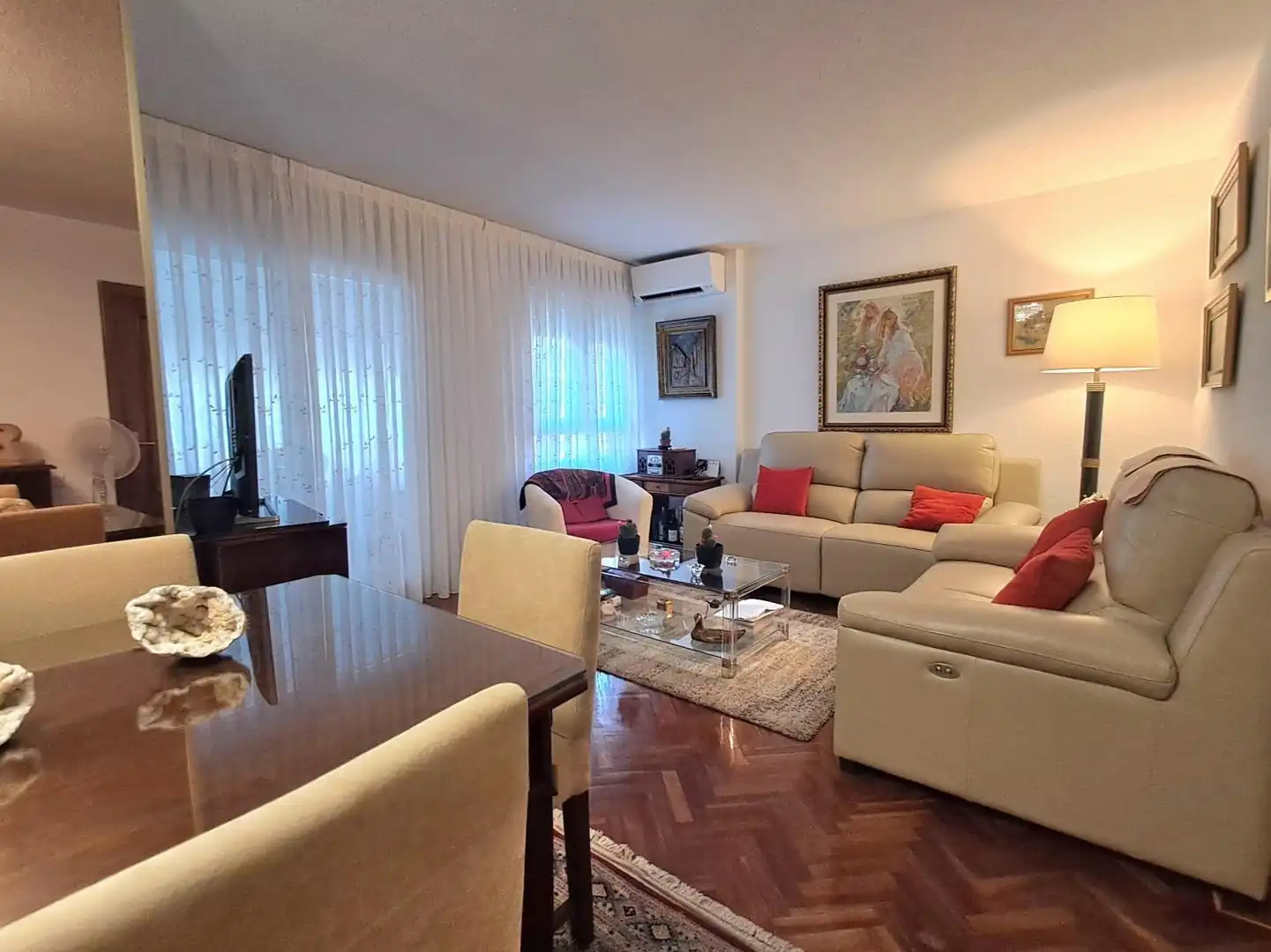 Living room of Flat for sale in Madrid  with Air Conditioner, Heating and Private garden