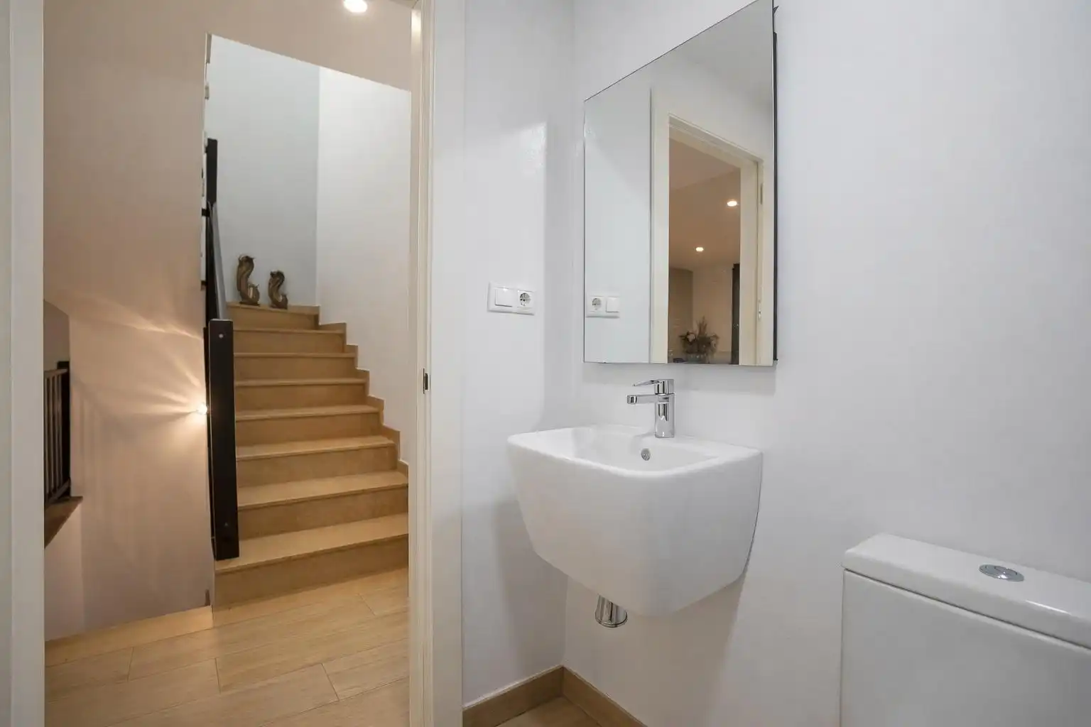 Baño de Casa adosada en venta en Vilallonga del Camp con Aire acondicionado, Calefacción y Jardín privado