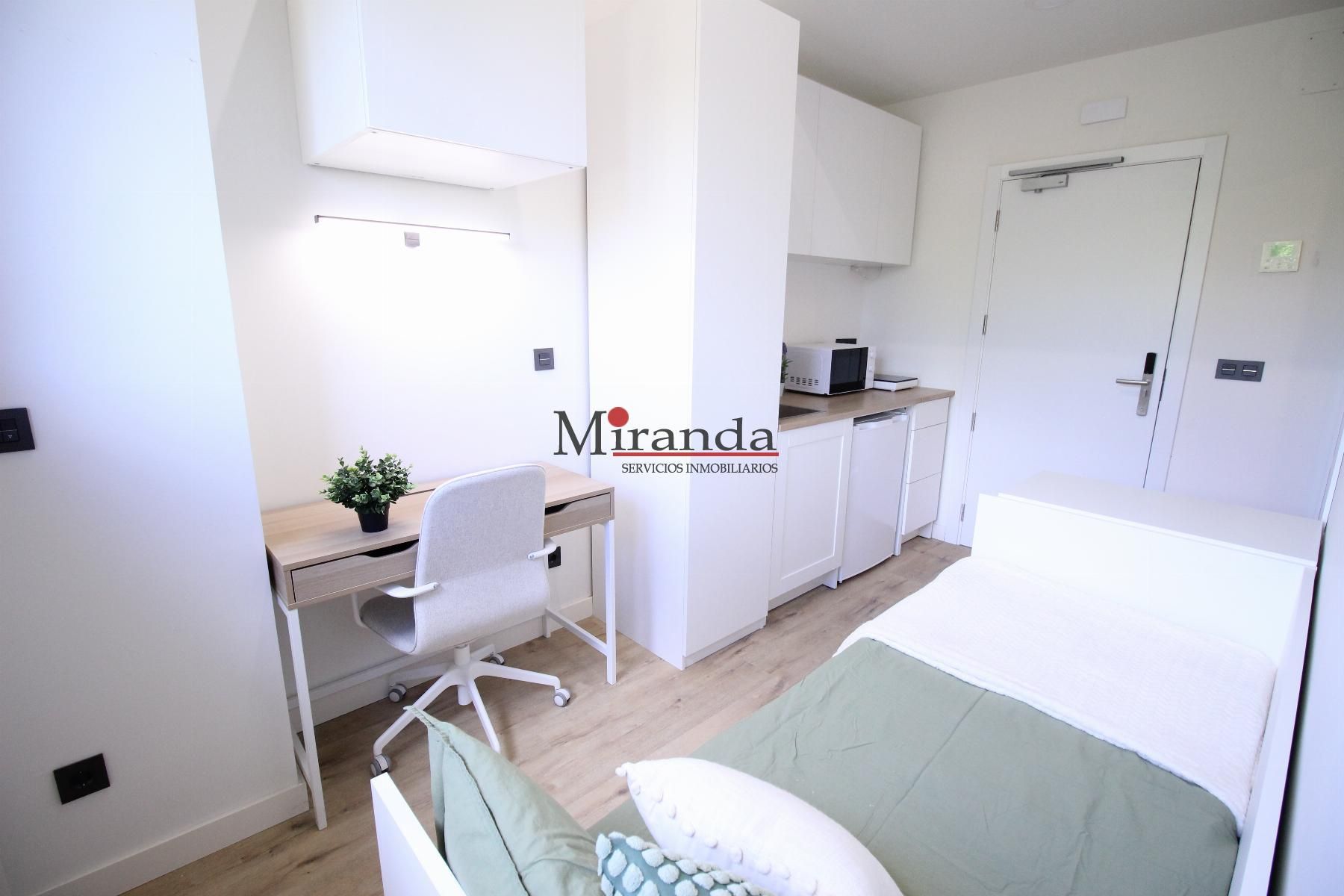 Bedroom of Study to rent in Villaviciosa de Odón  with Air Conditioner, Heating and Terrace