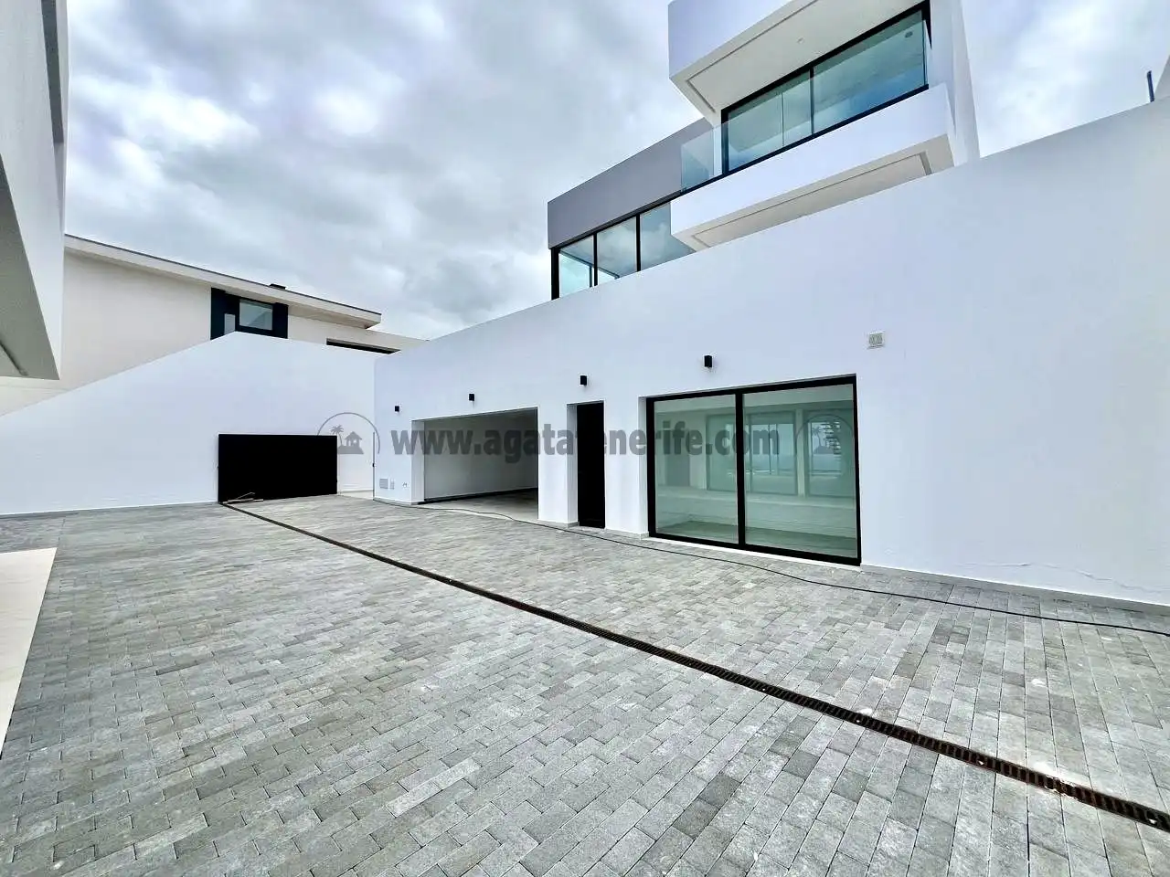 Exterior view of Houses for sale in Los Realejos  with Terrace, Swimming Pool and Balcony