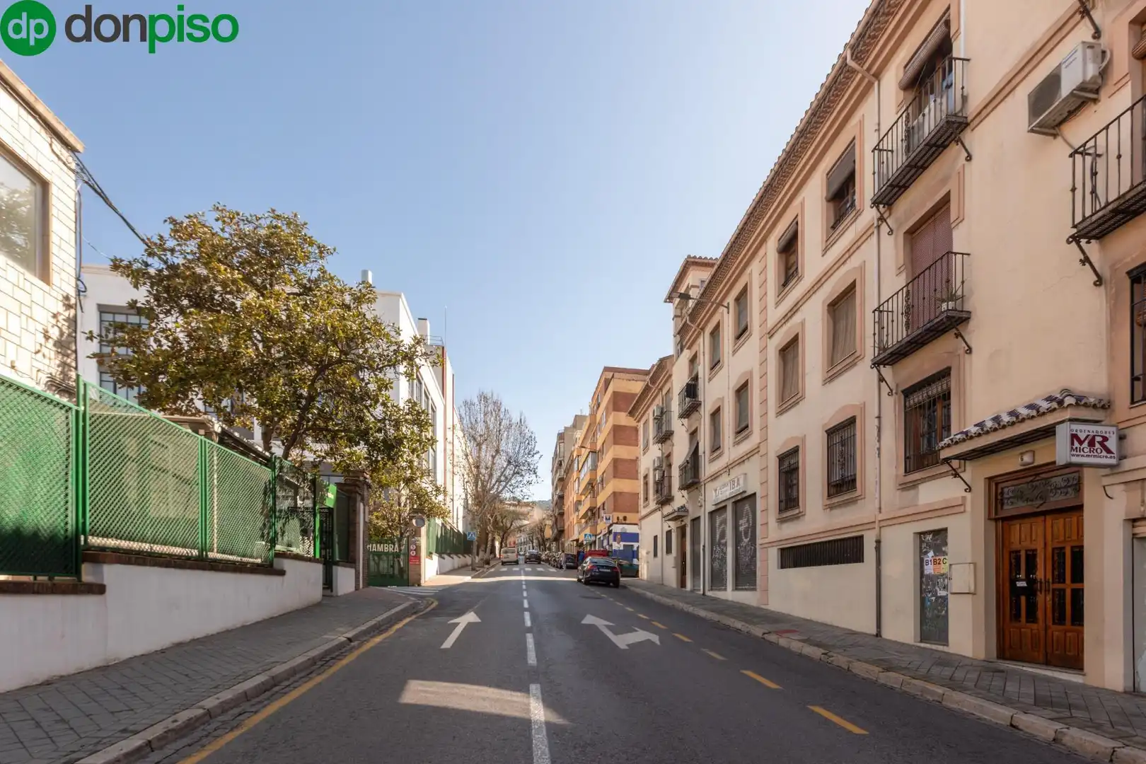 Exterior view of Study for sale in Granada  with Air Conditioner, Heating and Alarm