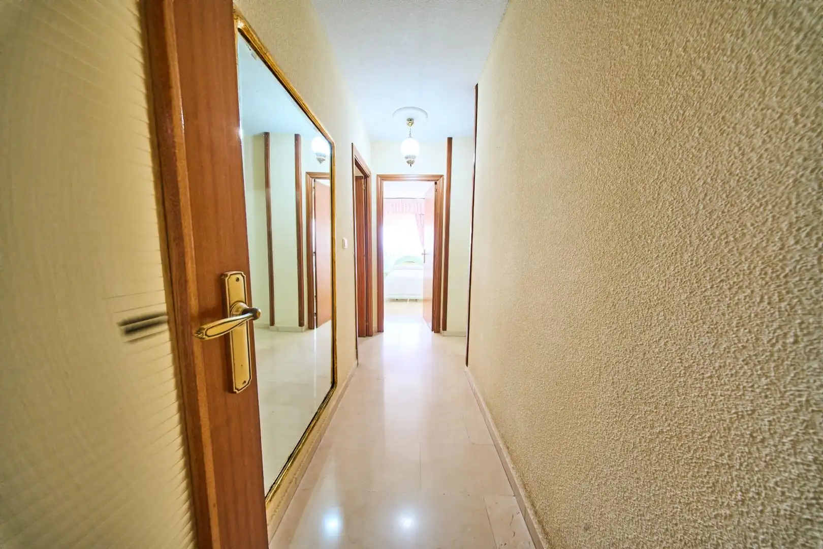 Flat for sale in Granada