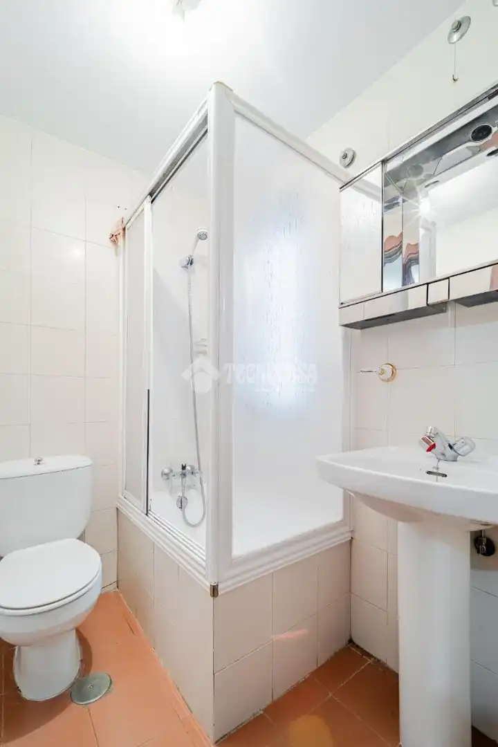Baño de Piso en venta en Covibar - Pablo Iglesias