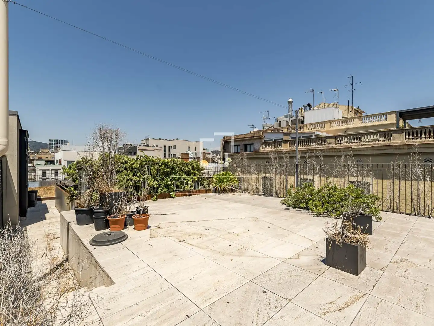 Terraza de Ático en venta en Barcelona con Aire acondicionado, Calefacción y Jardín privado