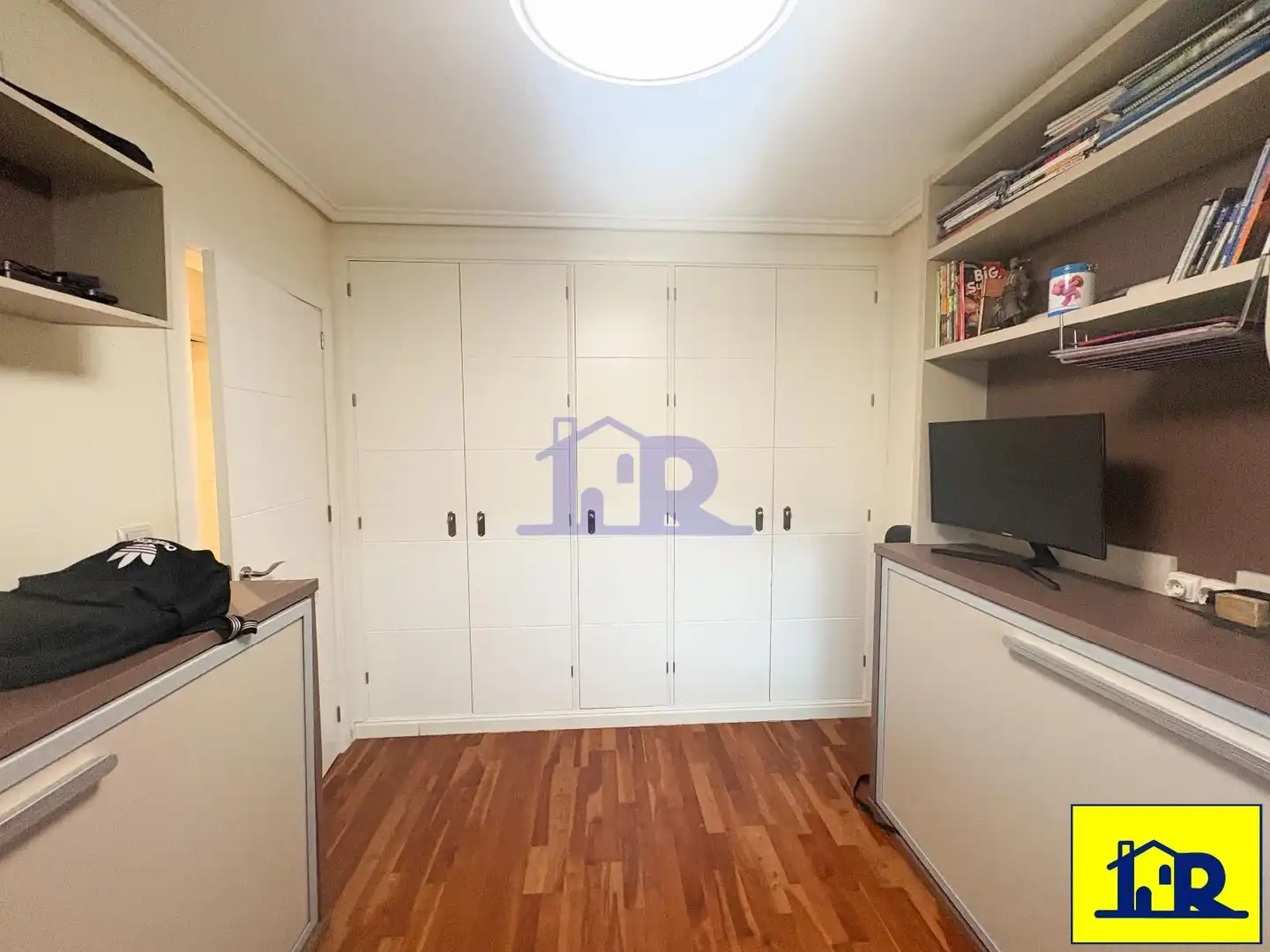 Bedroom of Detached homes for sale in Cuenca  with Air Conditioner, Heating and Swimming Pool
