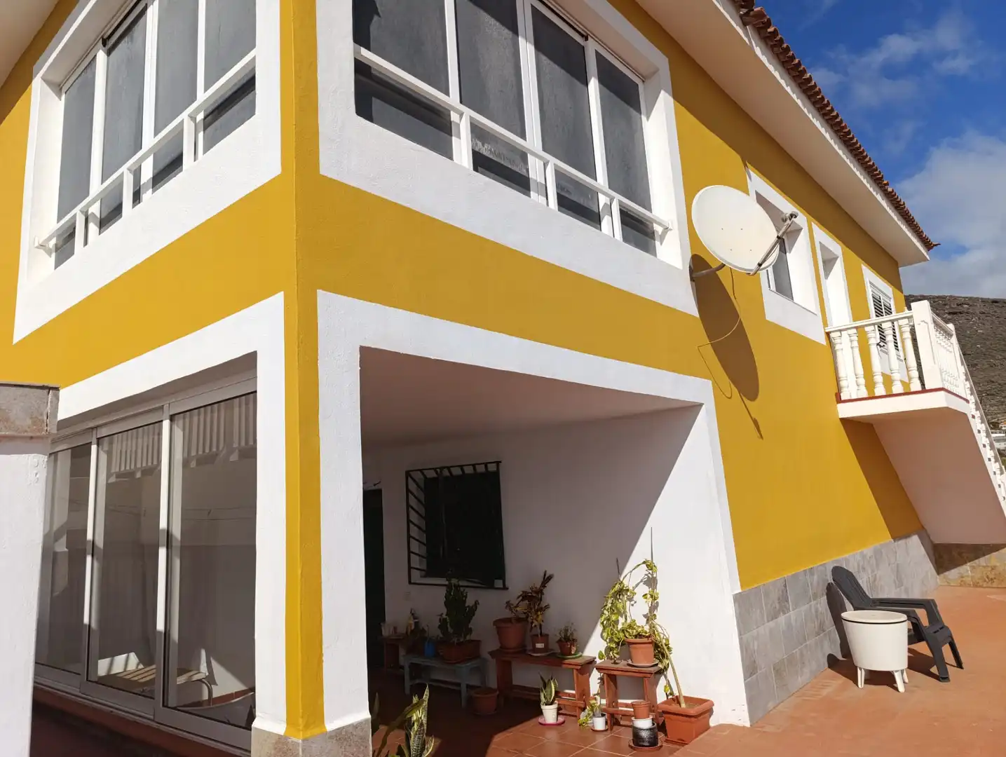 Vista exterior de Casa o chalet en venta en Candelaria con Jardín privado, Terraza y Amueblado