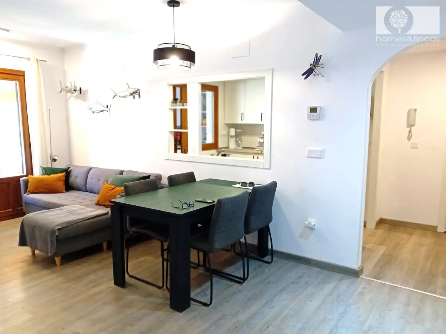 Esszimmer von Wohnung zum Verkauf in Ayamonte mit Klimaanlage, Privatgarten und Möbliert