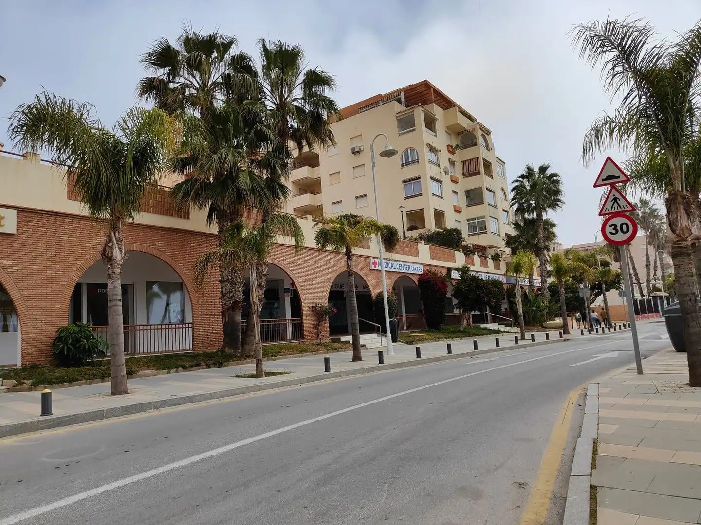 Vista exterior de Trastero en venta en Almuñécar