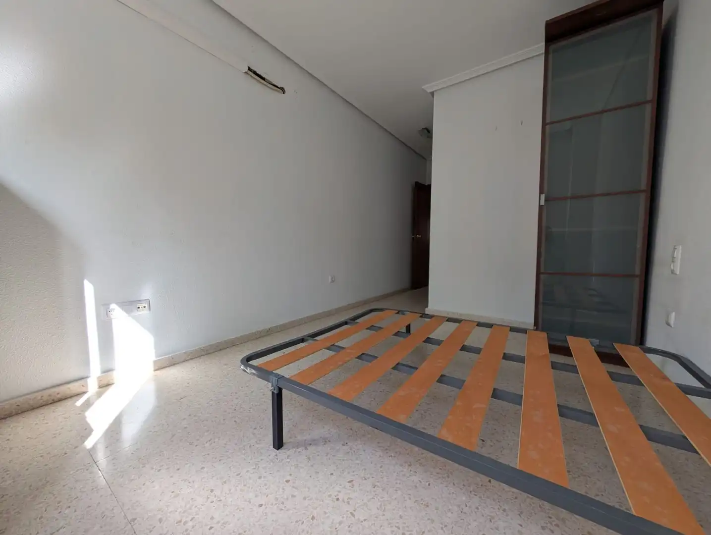 Dormitori de Pis en venda en Huelva