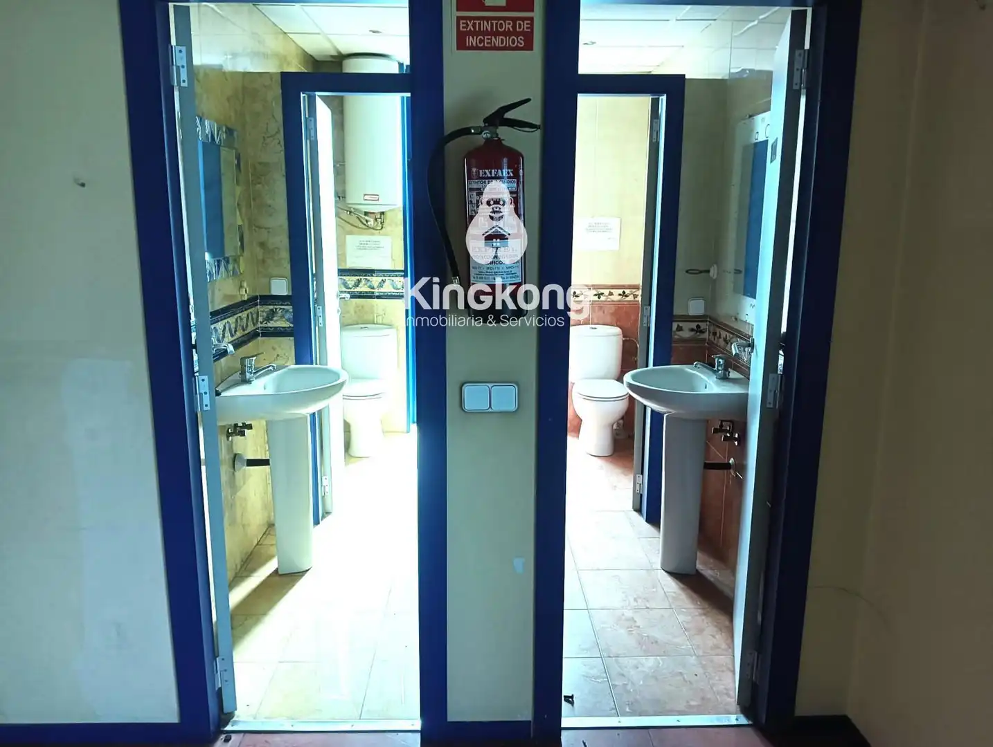 Baño de Local de alquiler en Torrejón de Ardoz