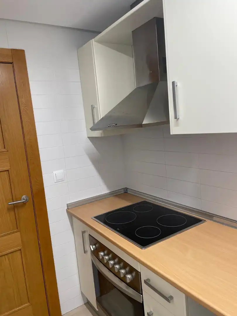 Cuina de Apartament de lloguer en Torre-Pacheco amb Aire condicionat, Piscina i Moblat