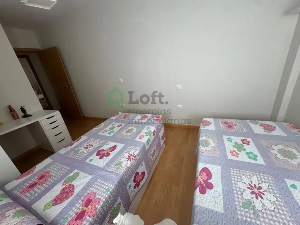 Dormitori de Pis de lloguer en Badajoz amb Moblat