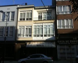 Vista exterior de Pis en venda en Ferrol