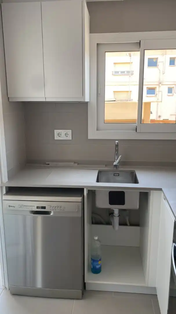 Cuina de Pis de lloguer en Barcelona amb Aire condicionat, Calefacció i Parquet