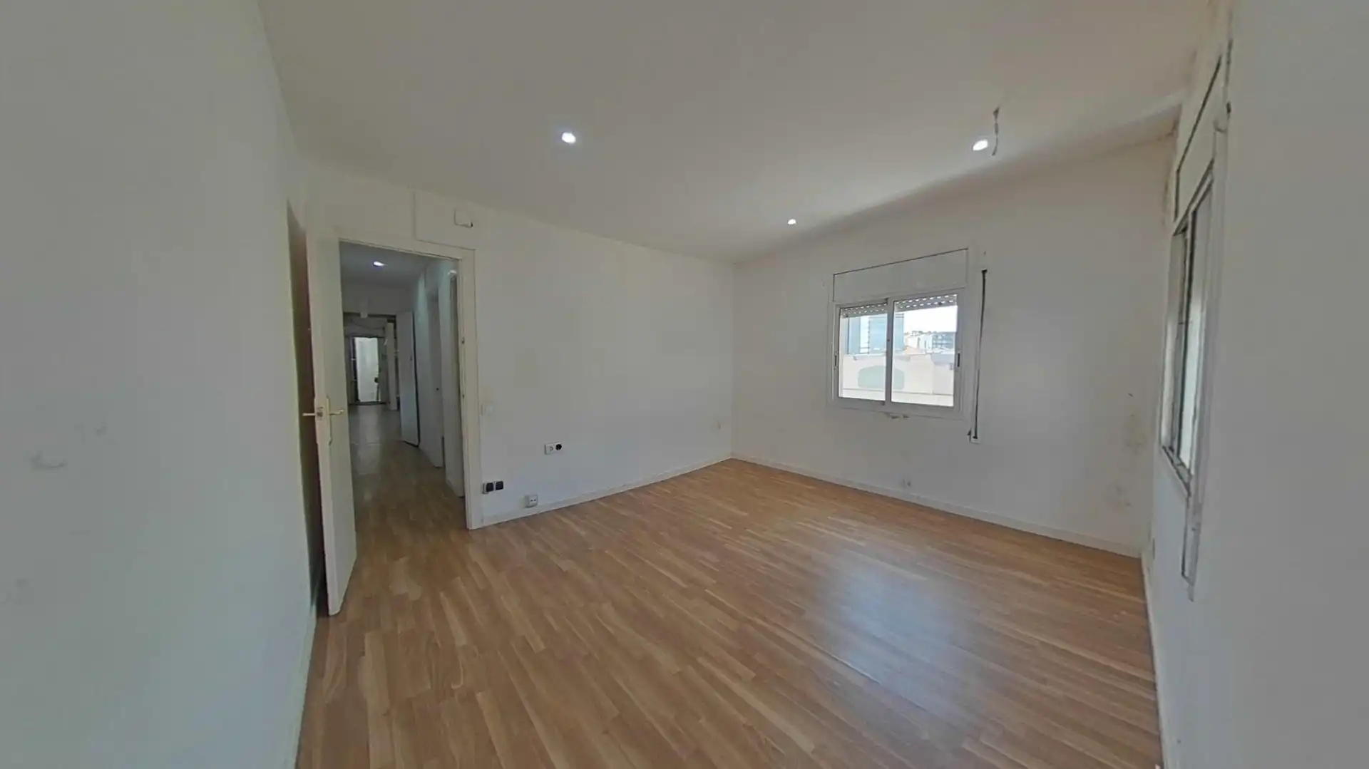 Bedroom of Flat for sale in Sabadell