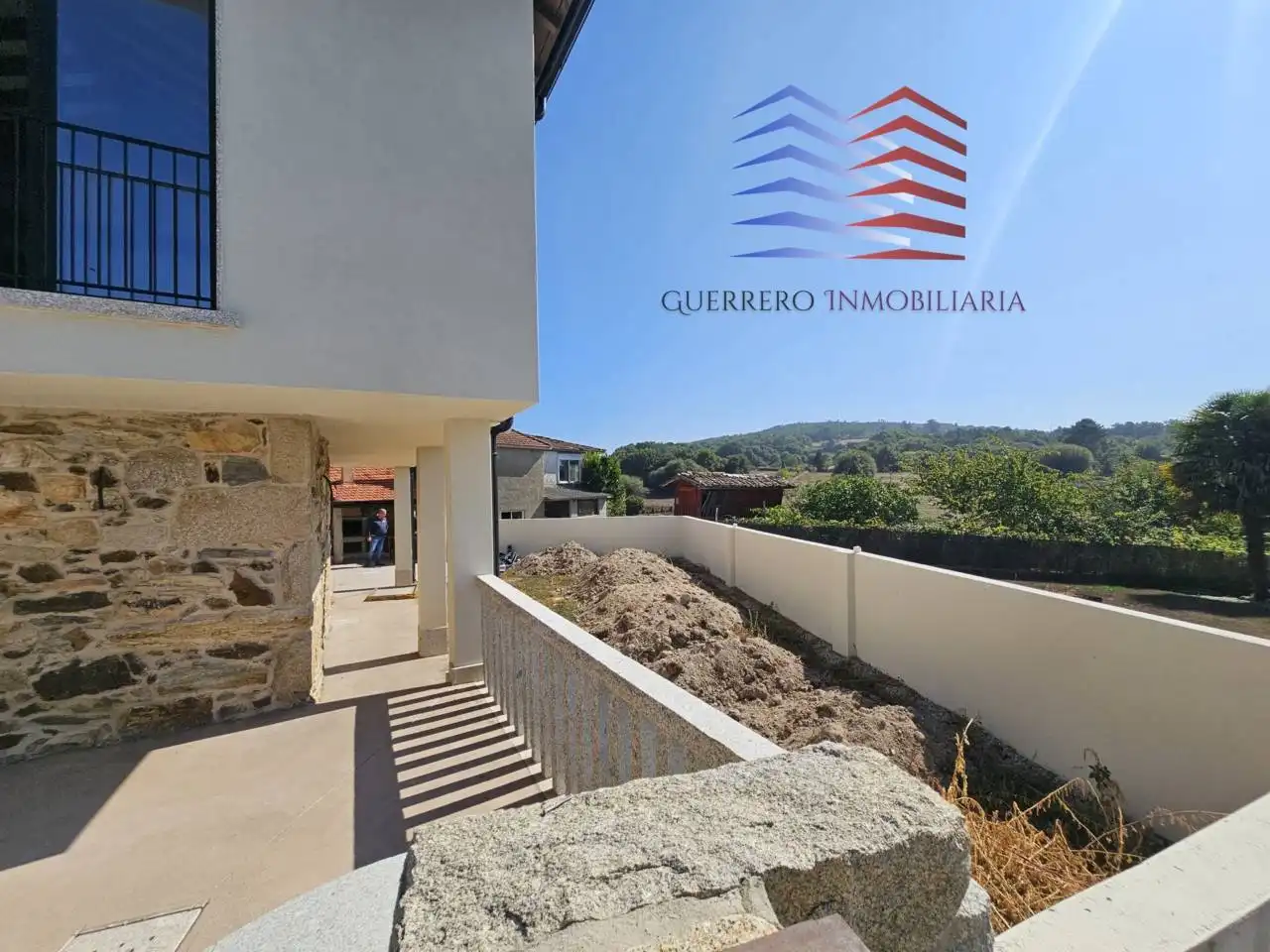 Vista exterior de Casa o chalet en venta en A Merca   con Calefacción, Terraza y Piscina