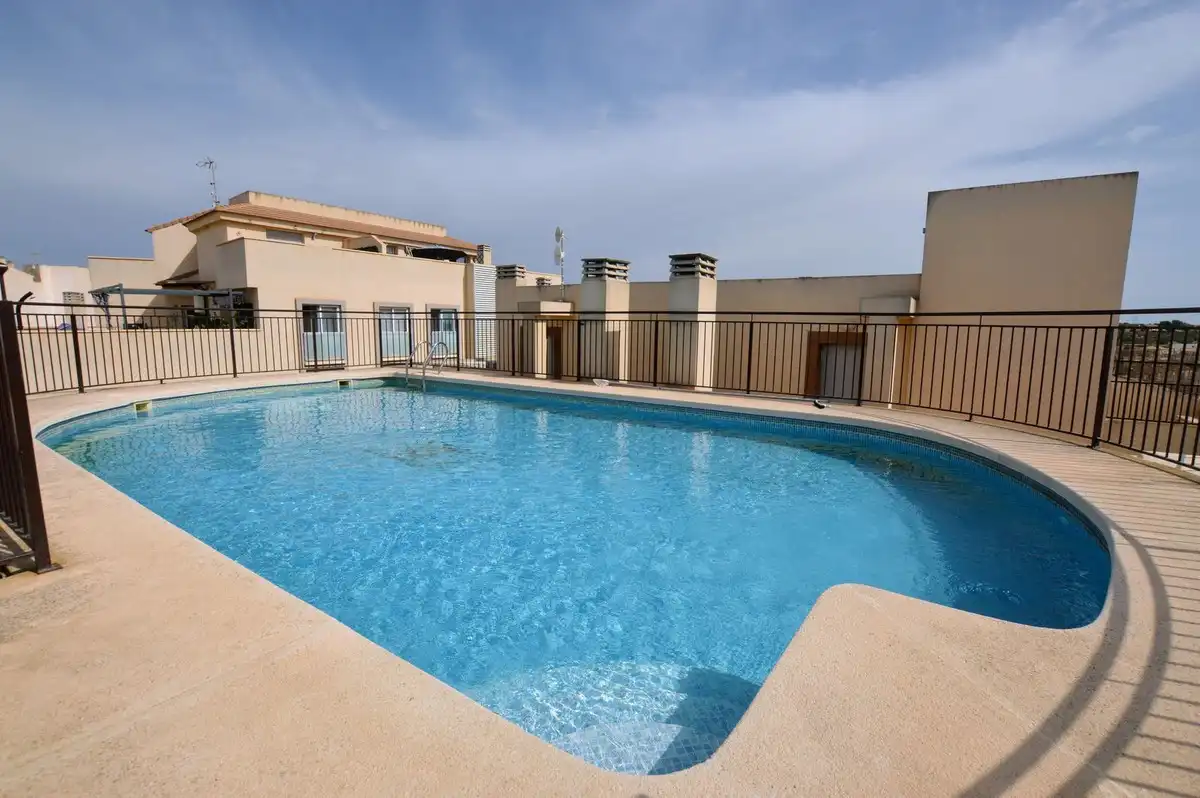 Piscina de Apartamento en venta en Murcia con Aire acondicionado, Trastero y Piscina comunitaria