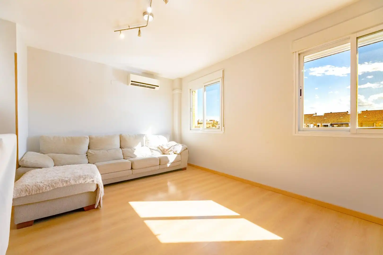 Sala de estar de Dúplex en venta en Plaza Xúquer