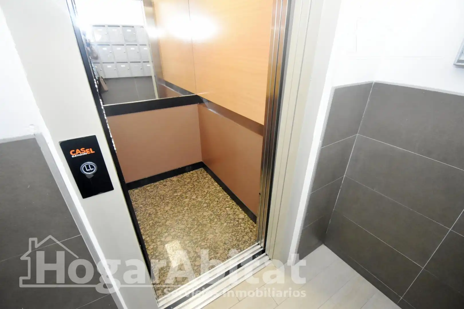 Flat for sale in Castellón de la Plana / Castelló de la Plana  with Heating, Terrace and Furnished