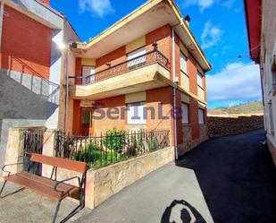 Vista exterior de Casa o xalet en venda en Cimanes del Tejar amb Terrassa