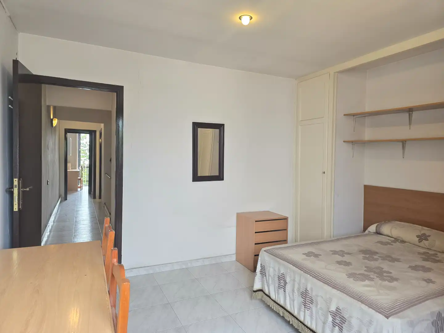 Habitación de Casa adosada en venta en Sabadell con Calefacción