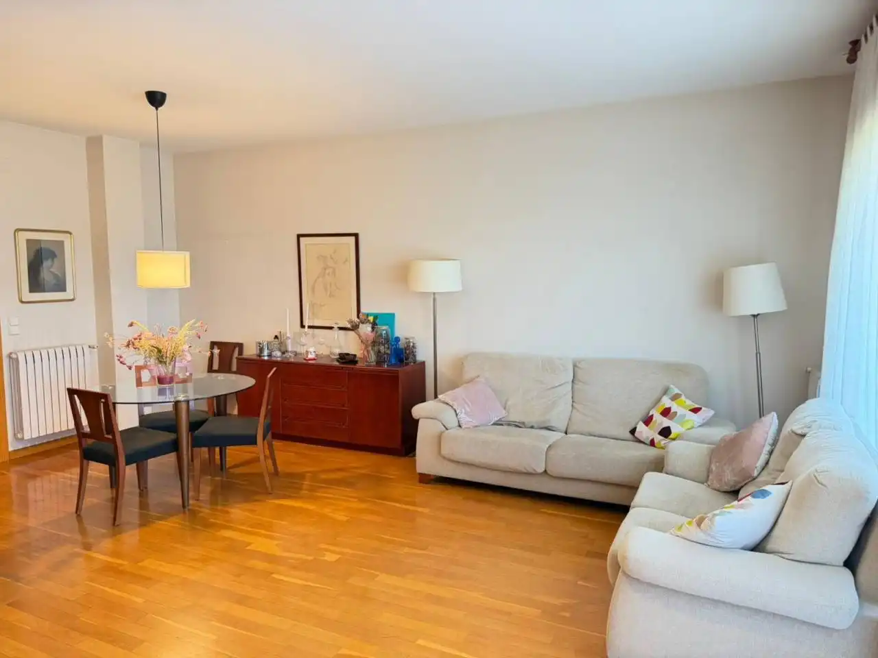 Sala de estar de Dúplex en venta en Sant Quirze del Vallès con Calefacción, Parquet y Terraza