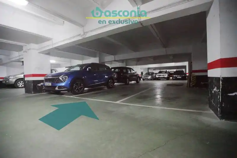 Einzelparkplatz zum Verkauf in Etorbidea Cervantes 51010, imagen 3