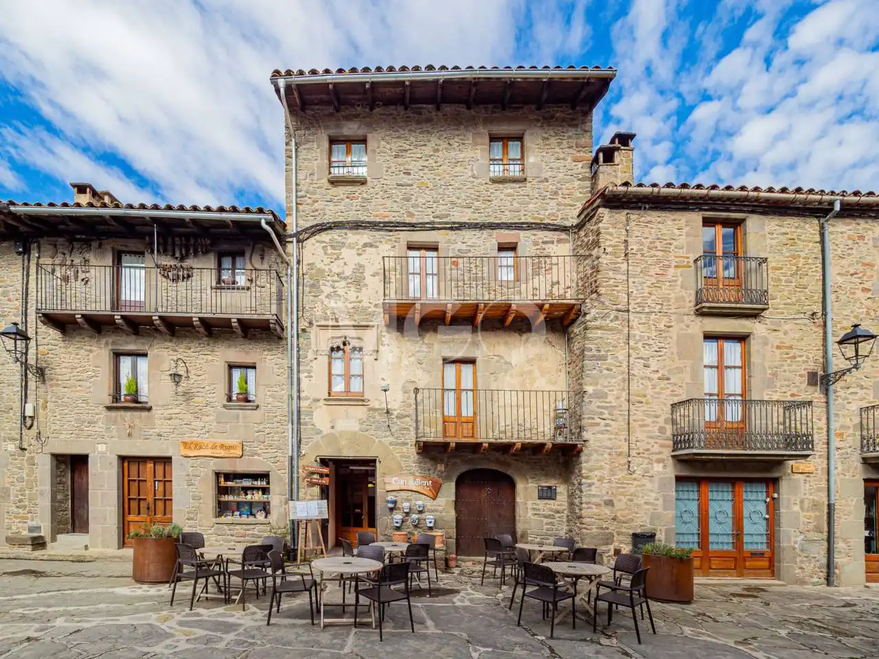 Vista exterior de Casa o chalet en venta en Rupit i Pruit con Calefacción y Terraza