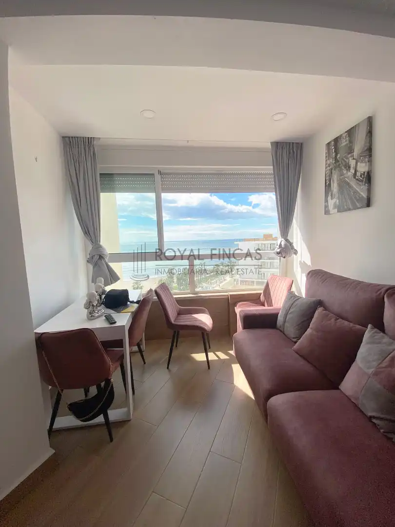 Bedroom of Flat for sale in Benalmádena  with Air Conditioner, Private garden and Swimming Pool