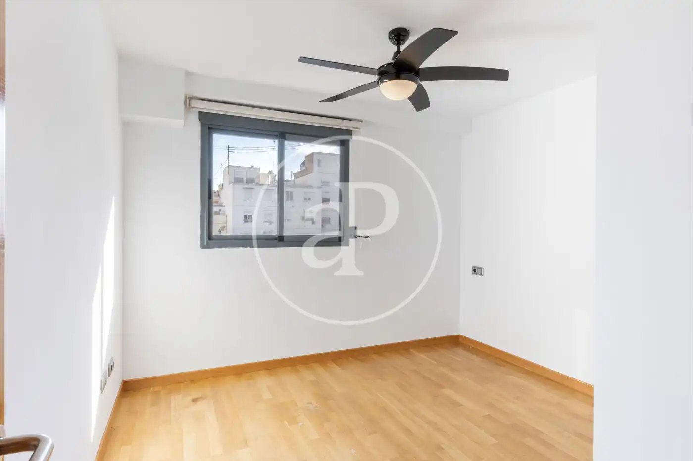 Schlafzimmer von Maisonette zum Verkauf in Valencia mit Klimaanlage, Heizung und Terrasse