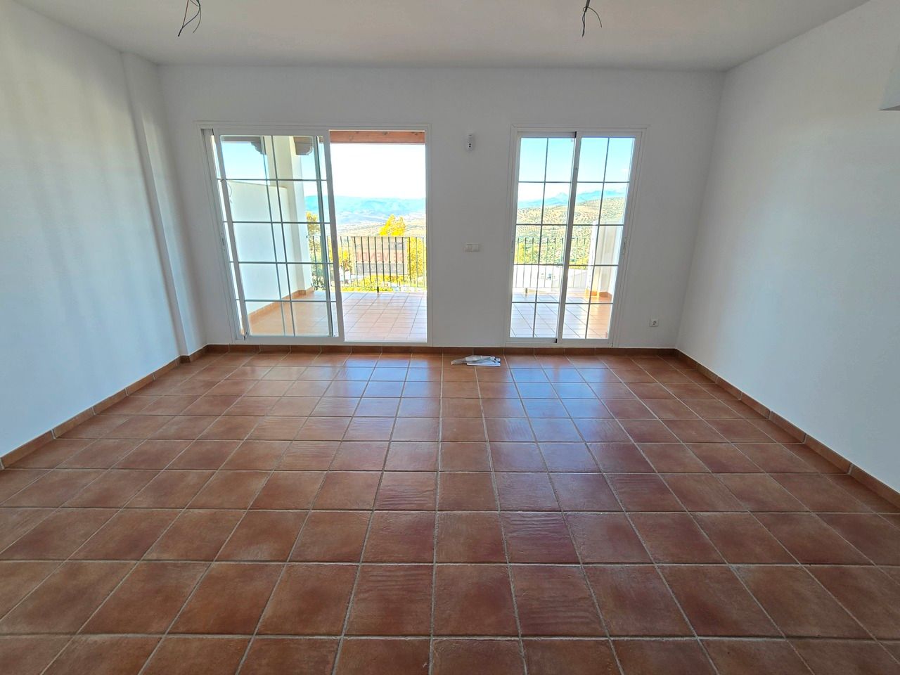 Country house zum verkauf in Alcaucín mit Terrasse