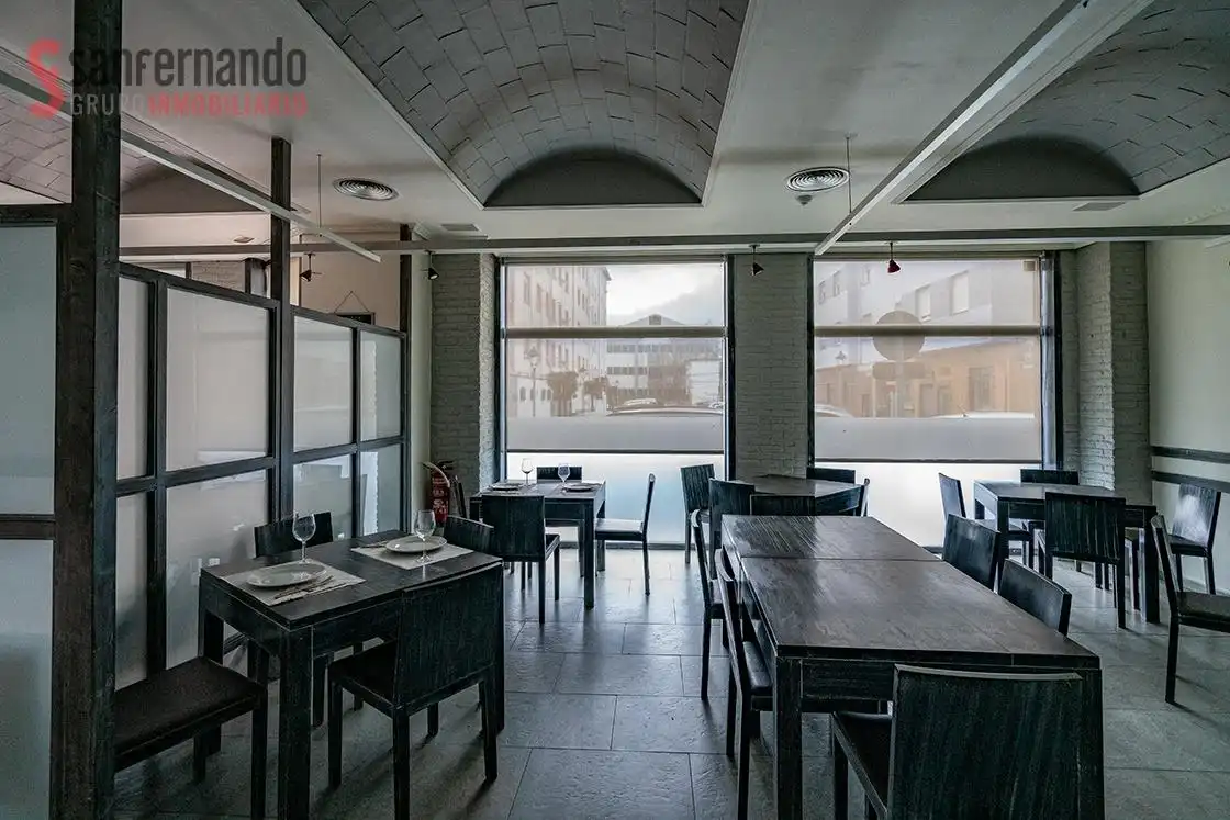 Business premises for sale in Calle José Barros, imagen 5