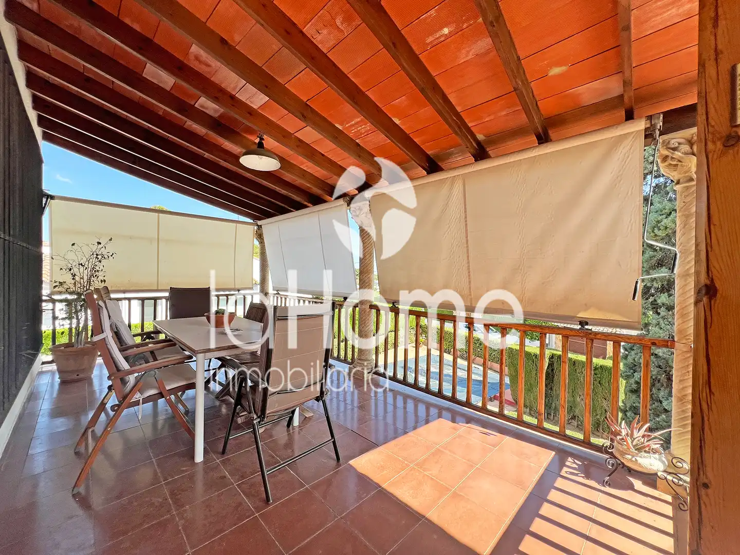 Terrassa de Casa o xalet en venda en Paterna amb Aire condicionat, Jardí privat i Terrassa