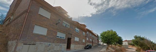Piso en Venta en Calle San Lorenzo en Valdemorillo pueblo