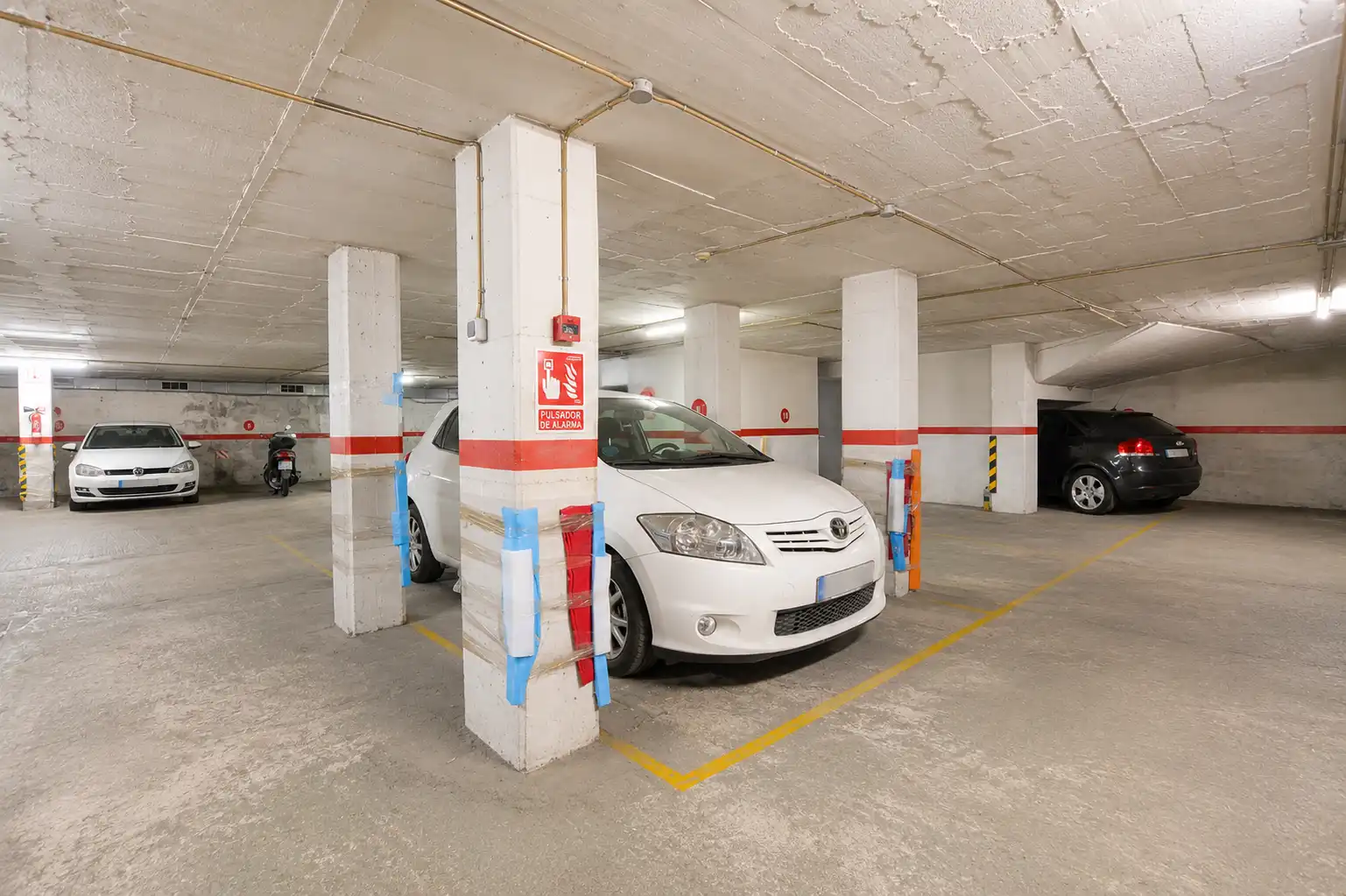 Parking de Piso en venta en Badalona con Aire acondicionado y Calefacción