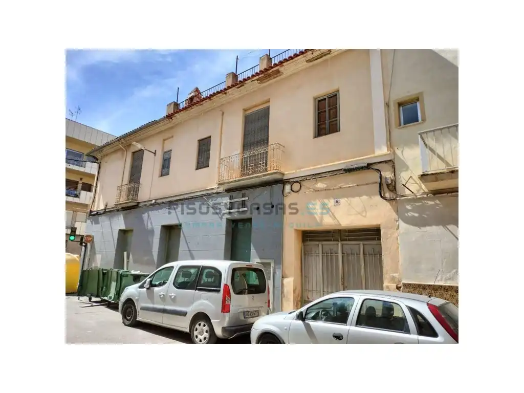 Exterior view of Houses for sale in Carlet  with Terrace and Balcony
