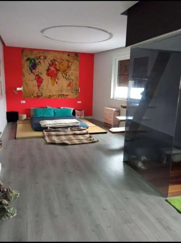Schlafzimmer von Fabrikhallen zum Verkauf in Vitoria - Gasteiz