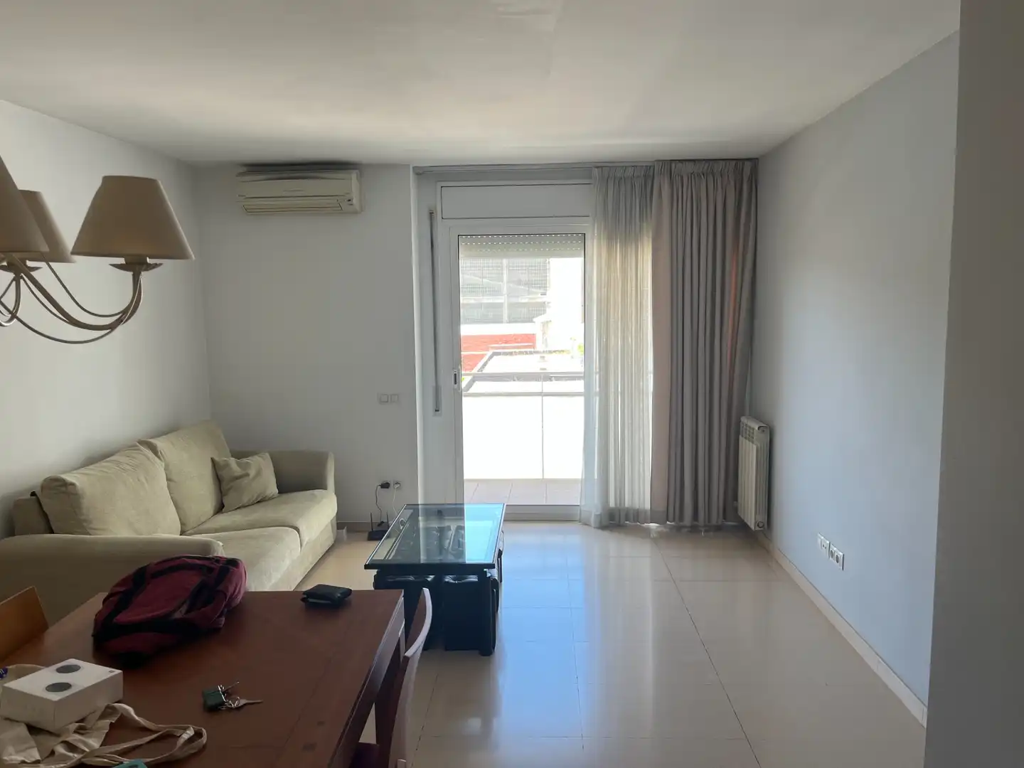 Sala d'estar de Pis de lloguer en Terrassa amb Aire condicionat, Calefacció i Jardí privat