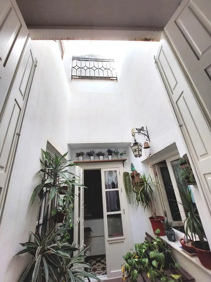 Maisonette zum Verkauf in Almería mit Klimaanlage, Terrasse und Abstellraum