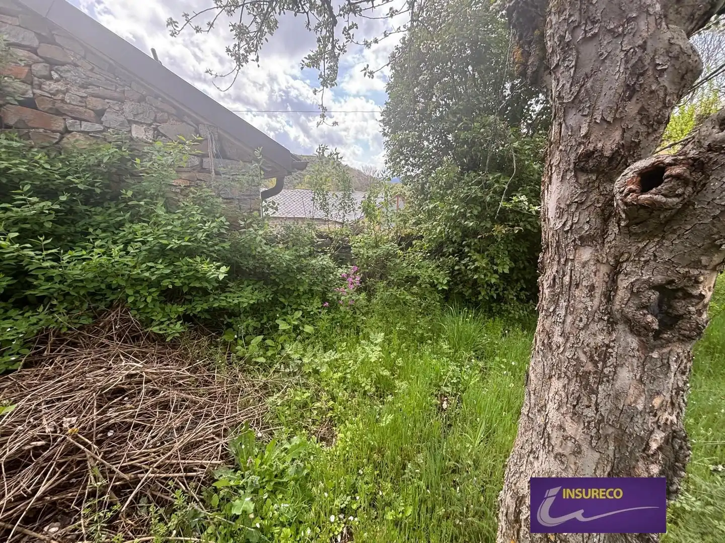 Casa o chalet en venta en Cabrillanes con Calefacción, Jardín privado y Trastero