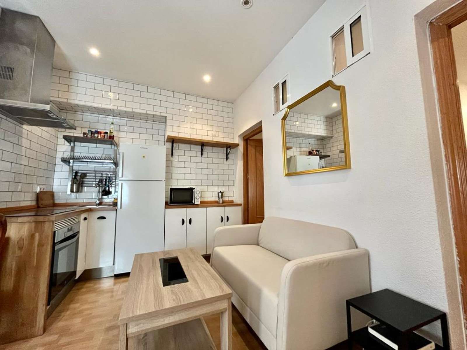 Sala d'estar de Apartament per a compartir en  Madrid Capital amb Aire condicionat, Calefacció i Terrassa