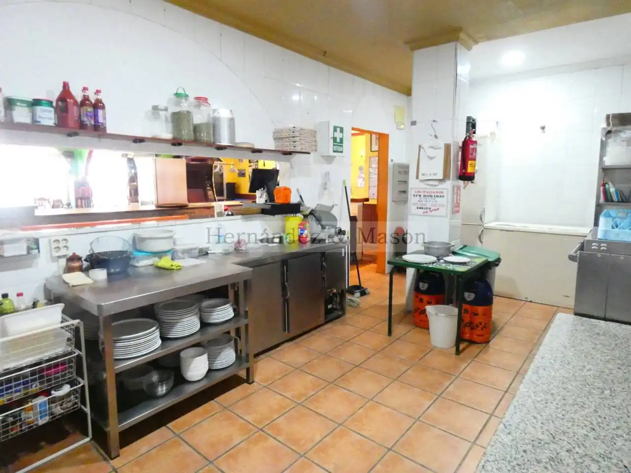 Business premises for transfer in La Carihuela - Los Nidos, imagen 3