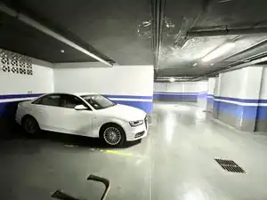Parkplatz von Wohnung zur Miete in Almuñécar mit Klimaanlage, Terrasse und Möbliert