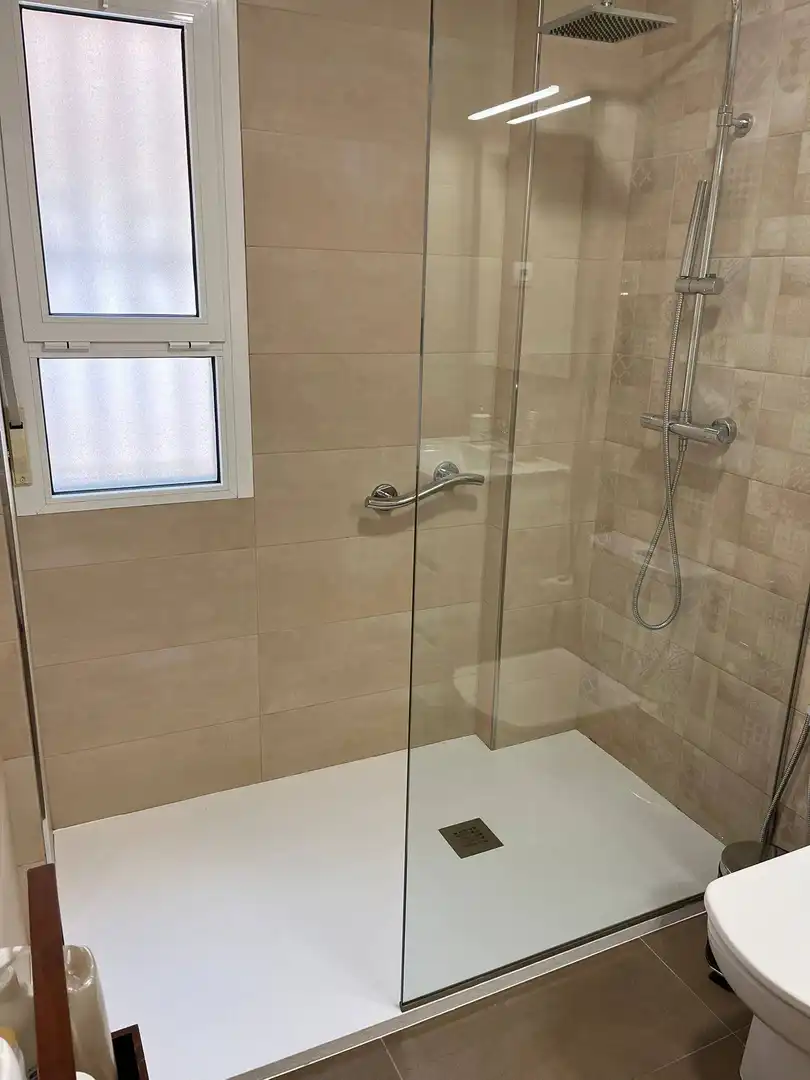 Bany de Apartament en venda en Los Alcázares amb Aire condicionat, Calefacció i Jardí privat