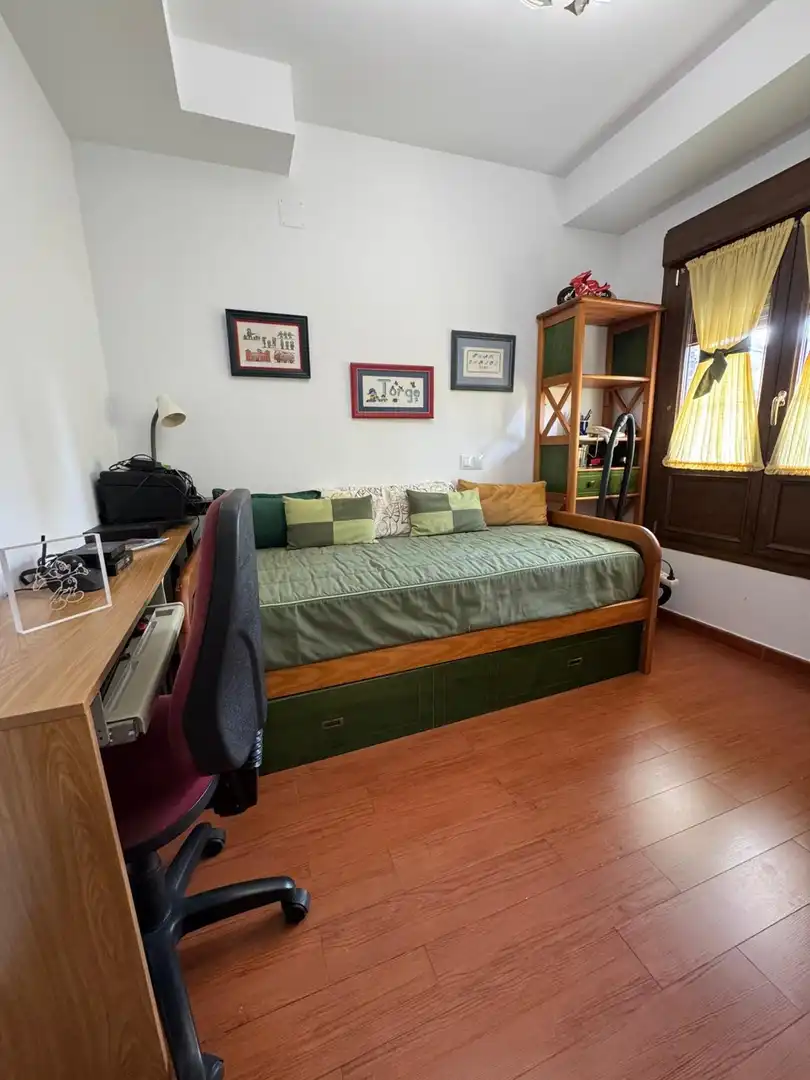 Habitación de Casa o chalet en venta en Navalcarnero con Aire acondicionado, Jardín privado y Terraza